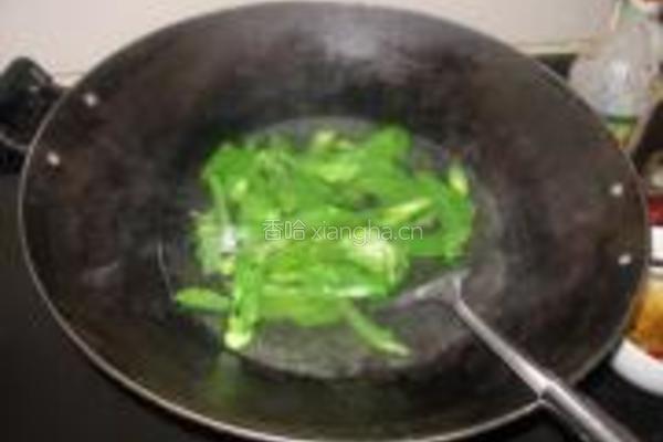 柱侯牛肉扒芥蓝的做法图解5