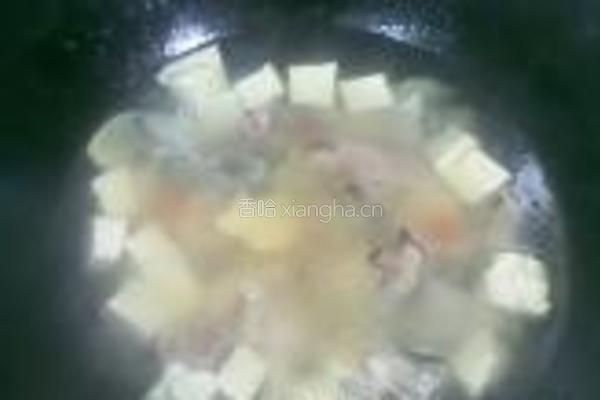 鱼头白菜汤的做法图解4