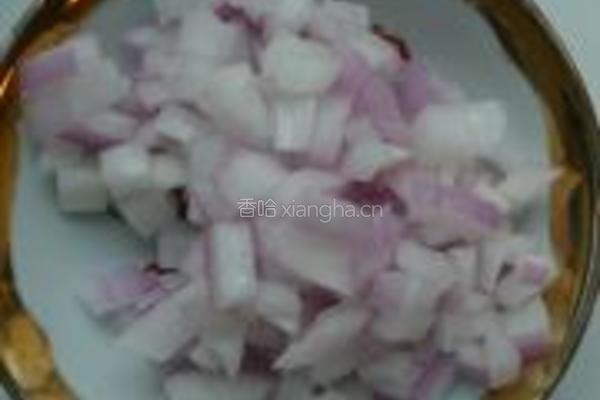 洋葱鸡丁炸酱面的做法图解3