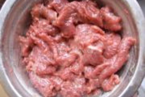 水煮牛肉的做法图解1