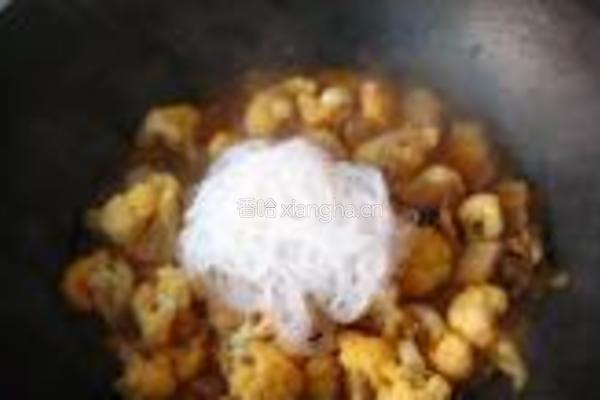 剁椒菜花粉丝煲的做法图解14