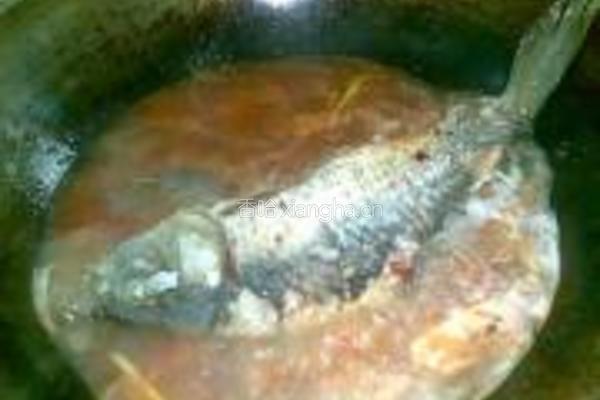 鲤鱼烧豆腐的做法图解4