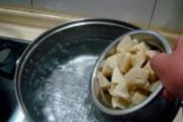干锅海味烧笋的做法图解3