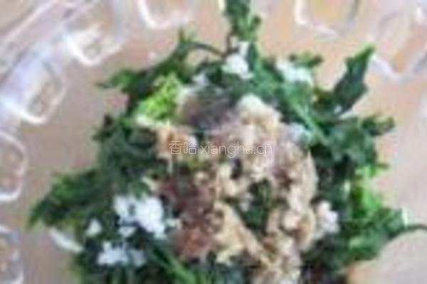 凉拌芹菜叶的做法图解5