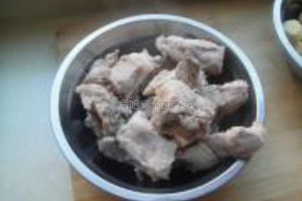 猪排炖土豆的做法图解3