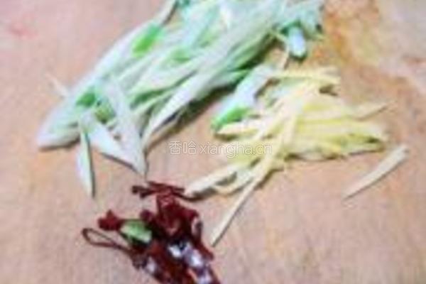 雪菜肉丁面的做法图解5
