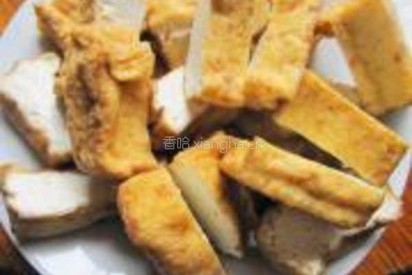 蚝油焖红烧豆腐的做法图解1