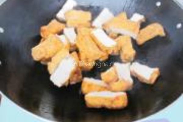 蚝油焖红烧豆腐的做法图解3