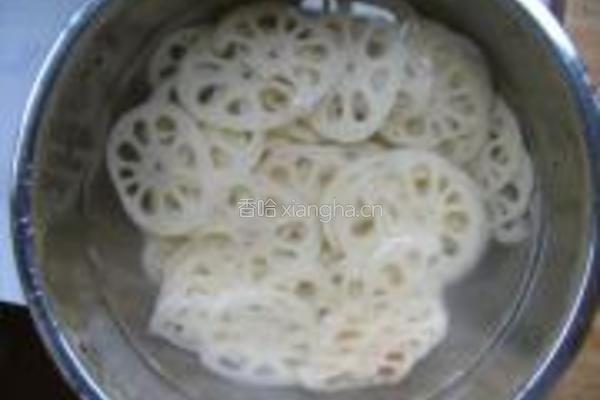 酸辣炝莲菜的做法图解2