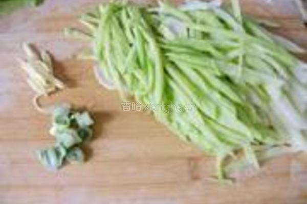 萝卜肉炖粉丝的做法图解2
