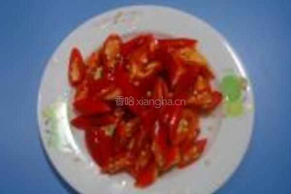 尖椒爆鸭块的做法图解2