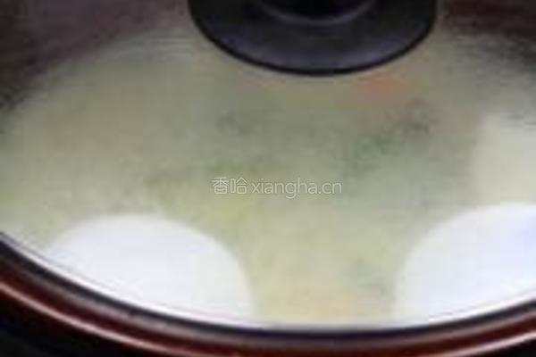 荔枝皮蛋炖排骨的做法图解12