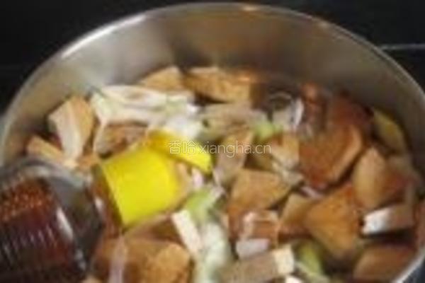 大葱炒素鸡的做法图解4