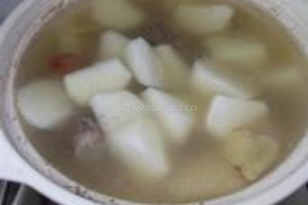 青橄榄萝卜汤的做法图解6