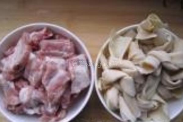百叶结烧排骨的做法图解1