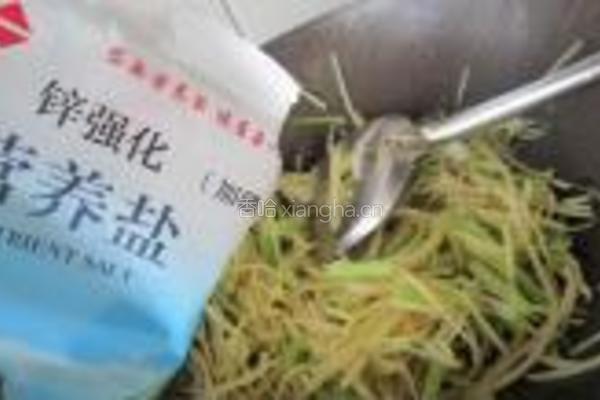 芹菜炒土豆丝的做法图解10