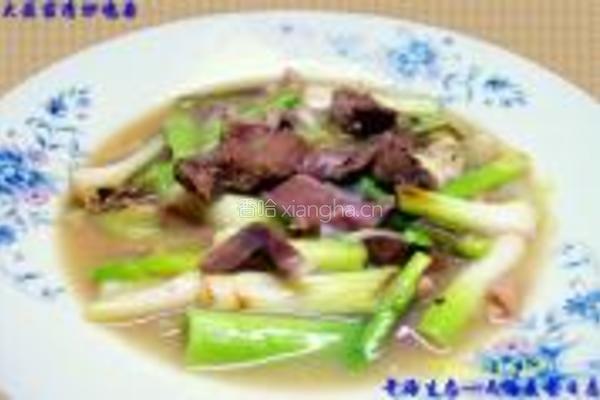 大蒜苗清炒鸡杂的做法图解10