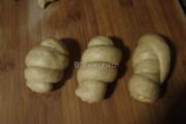 玉米肠肉桂面包卷的做法图解13