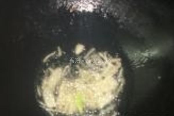 炒多彩丁的做法图解6