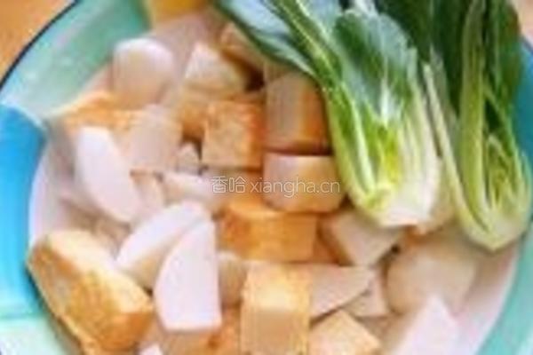 鱼丸鱼豆腐炒时蔬的做法图解1