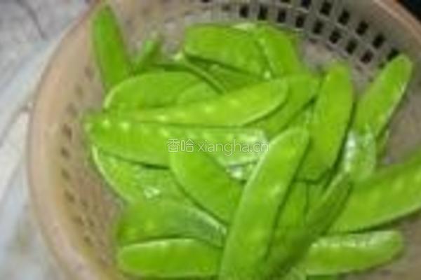 荷兰豆炒肉的做法图解2