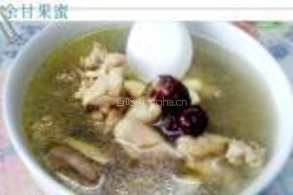 红枣莲子炖鸡汤的做法图解8