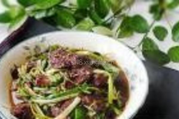 青蒜炒鸭血的做法图解11