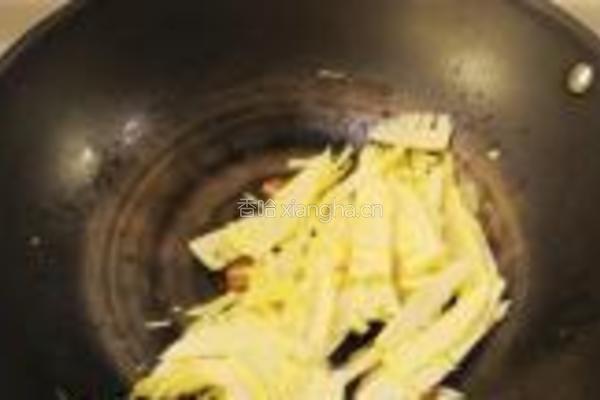 腊肉豆干炒藠头的做法图解5