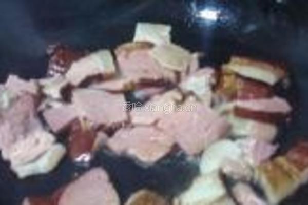 蒜薹炒腊肉的做法图解3