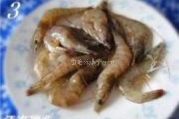 西芹炒虾仁的做法图解3
