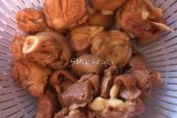 红烧带皮羊肉的做法图解4