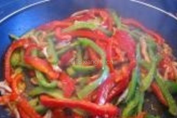 鸡丝炒青红椒腰果的做法图解8