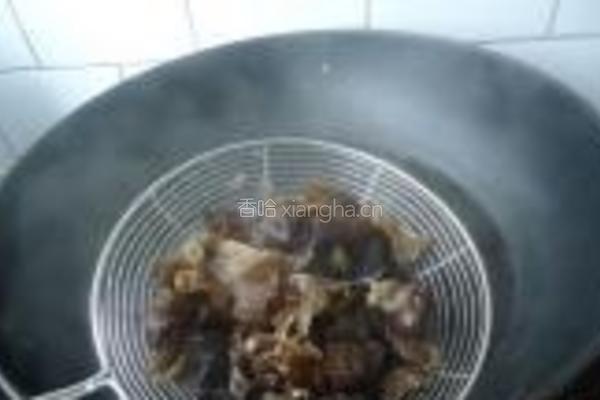 春笋木耳炒肉的做法图解6