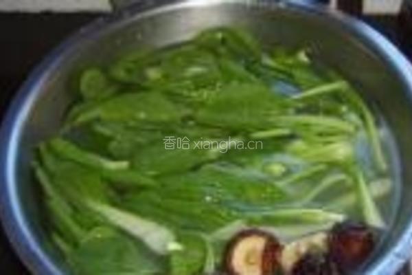 小白菜炒香菇的做法图解1