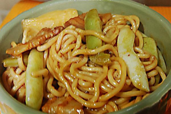芸豆五花肉焖面