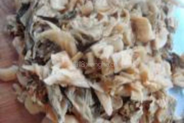 梅菜蒸扣肉的做法图解1