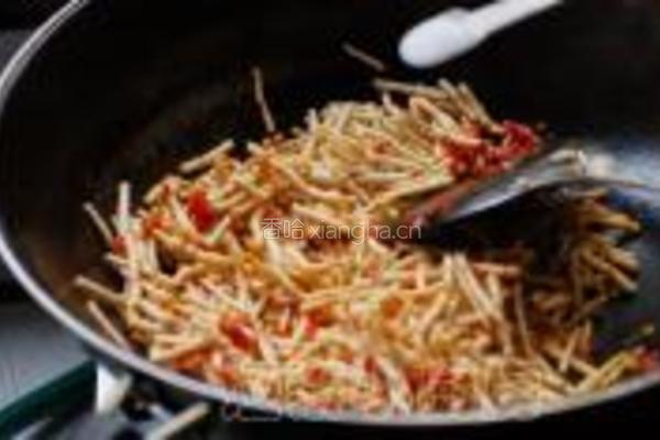 剁辣子炒臭菜根的做法图解7