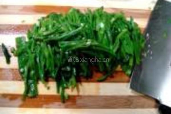 红油凉拌扁豆丝的做法图解2