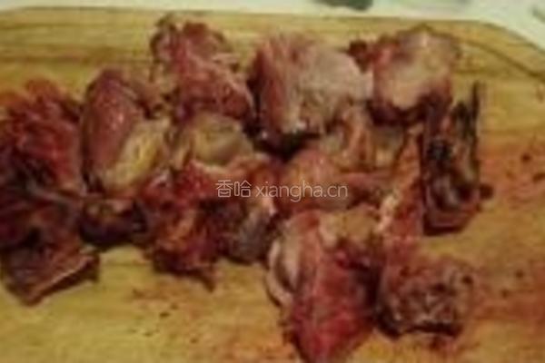 豆腐皮烧鸡块的做法图解1