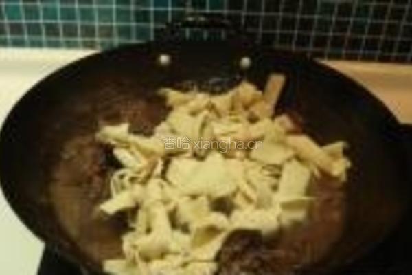 豆腐皮烧鸡块的做法图解8