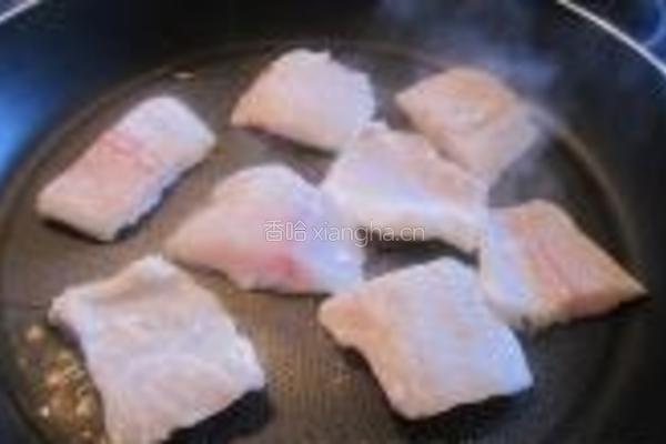 蒜香洋葱龙利鱼的做法图解6
