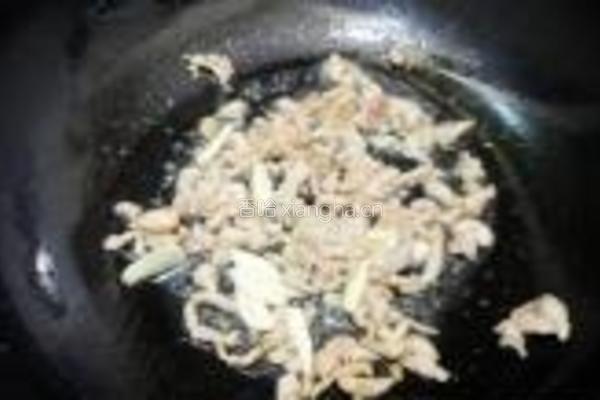芹菜木耳炒肉丝的做法图解4