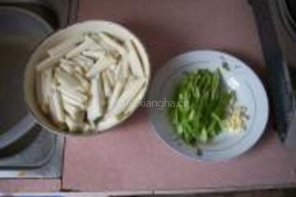 辣椒炒茄丝的做法图解2