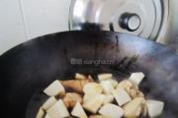 低脂芋头鸡翅烧的做法图解7