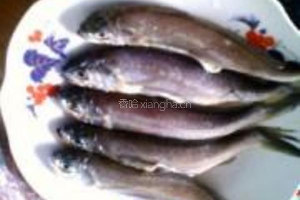 干煎小黄鱼的做法图解2