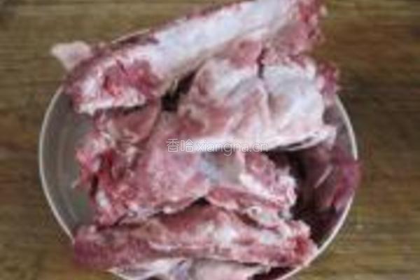 海带炖排骨的做法图解1