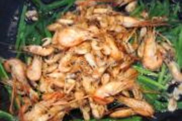 韭菜焖鲜河虾的做法图解4