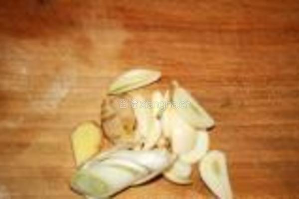 乳腐红豆鸡翅的做法图解7
