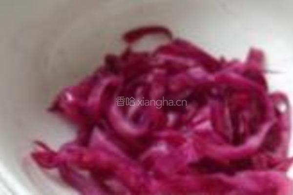 豆腐皮香椿卷的做法图解1