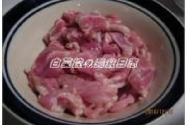 双色陈皮炒肉片的做法图解1